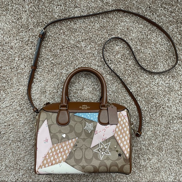 Coach Handbags - NWOT Coach 🌟 Mini Bennett Signature Satchel Crossbody